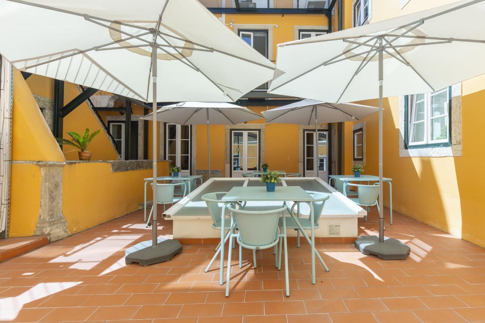 Metropolitan Living Lisbon - Janelas Verdes Exterior photo