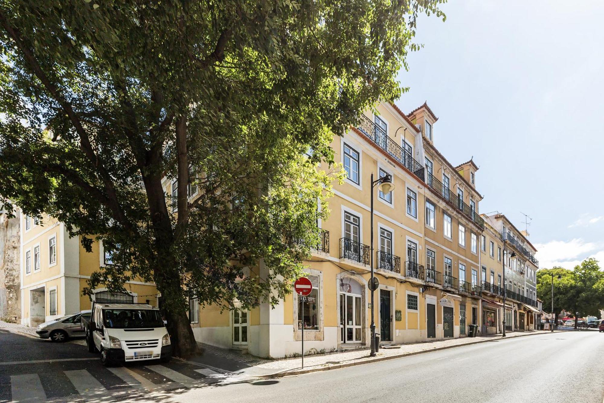 Metropolitan Living Lisbon - Janelas Verdes Exterior photo